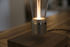 Lampada da tavolo Flyte Nikola - / Lampadina a levitazione magnetica di Flyte