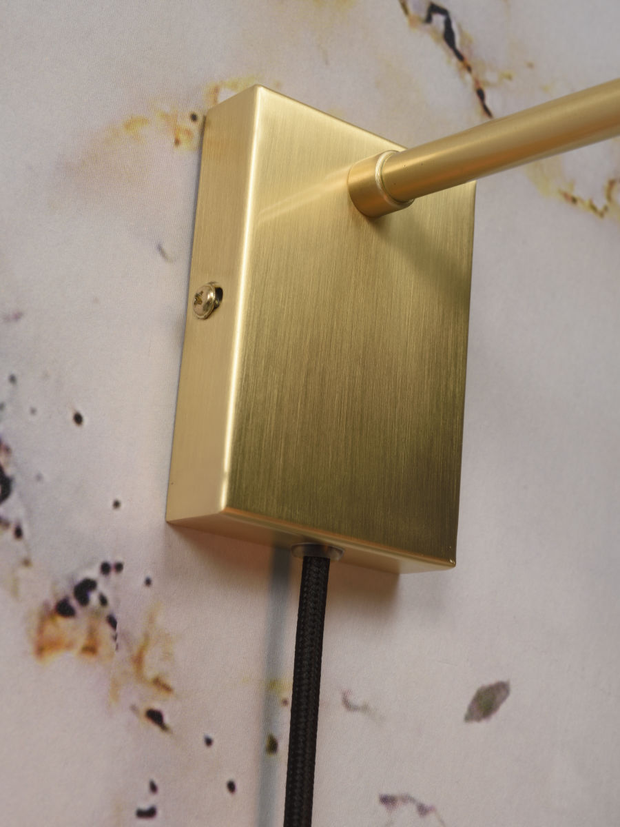 It's about Romi Madrid Small Wall light with plug Gold/Metal Made In Design UK
