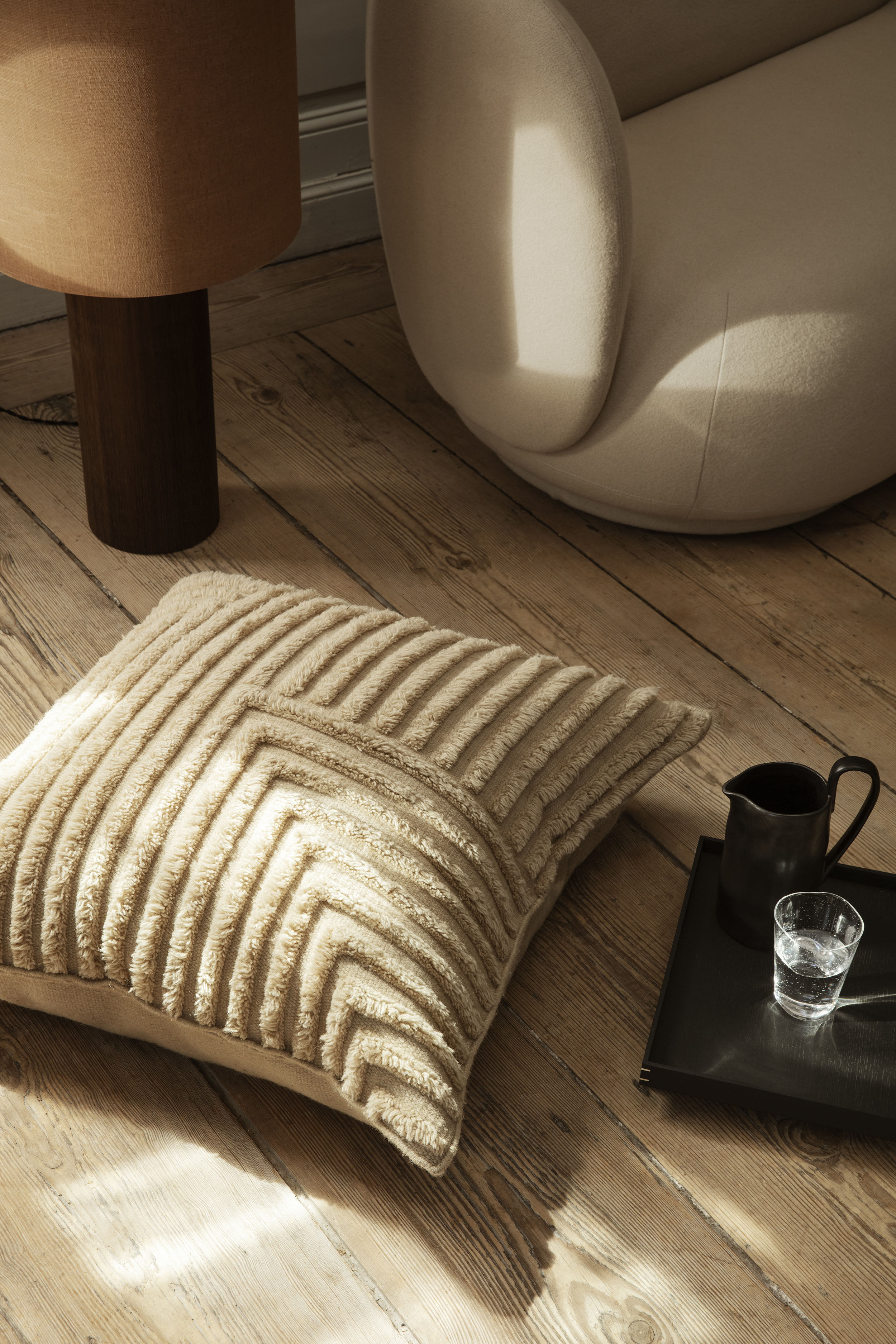 Cuscino Crease Wool di Ferm Living - beige