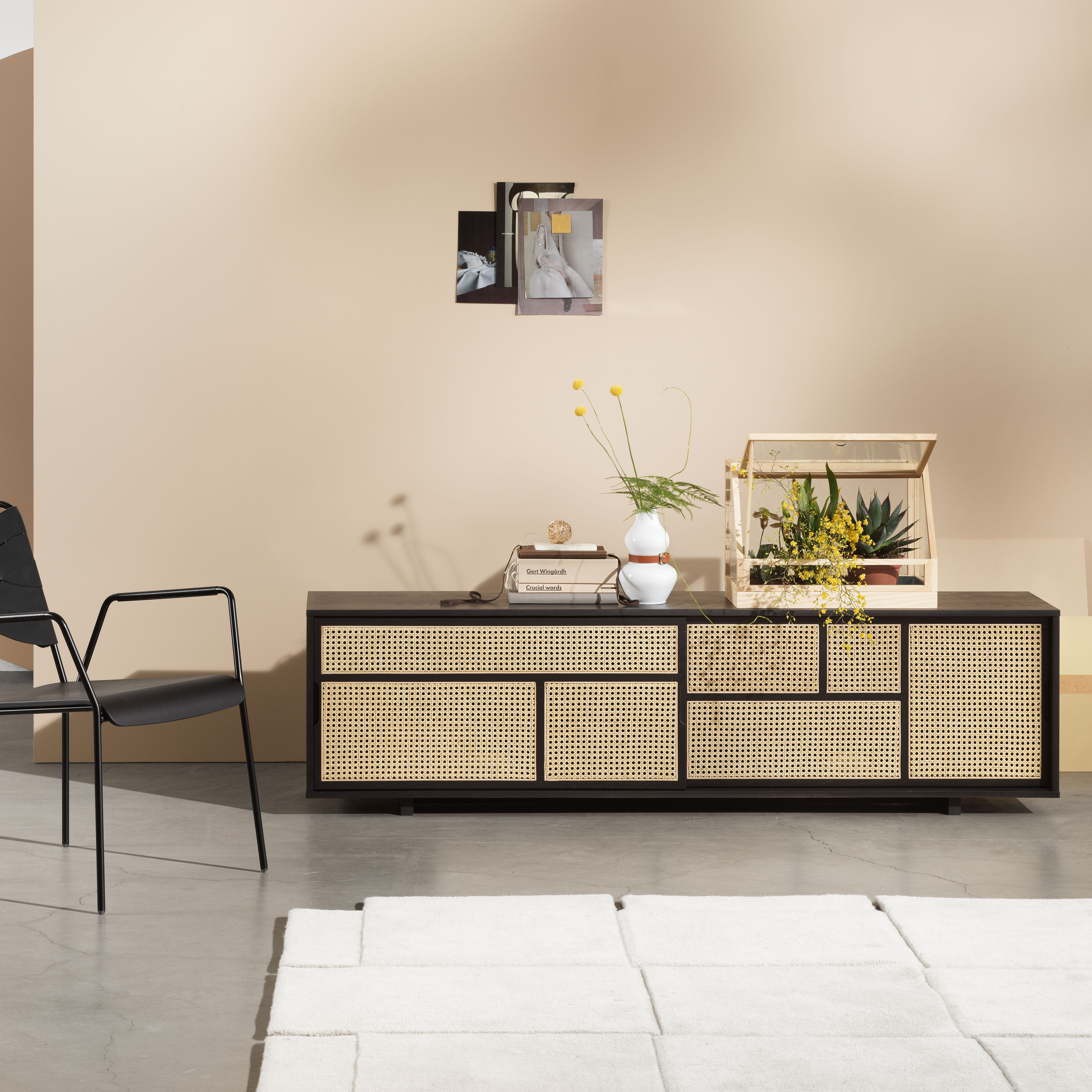 Buffet Air di Design House Stockholm - legno naturale