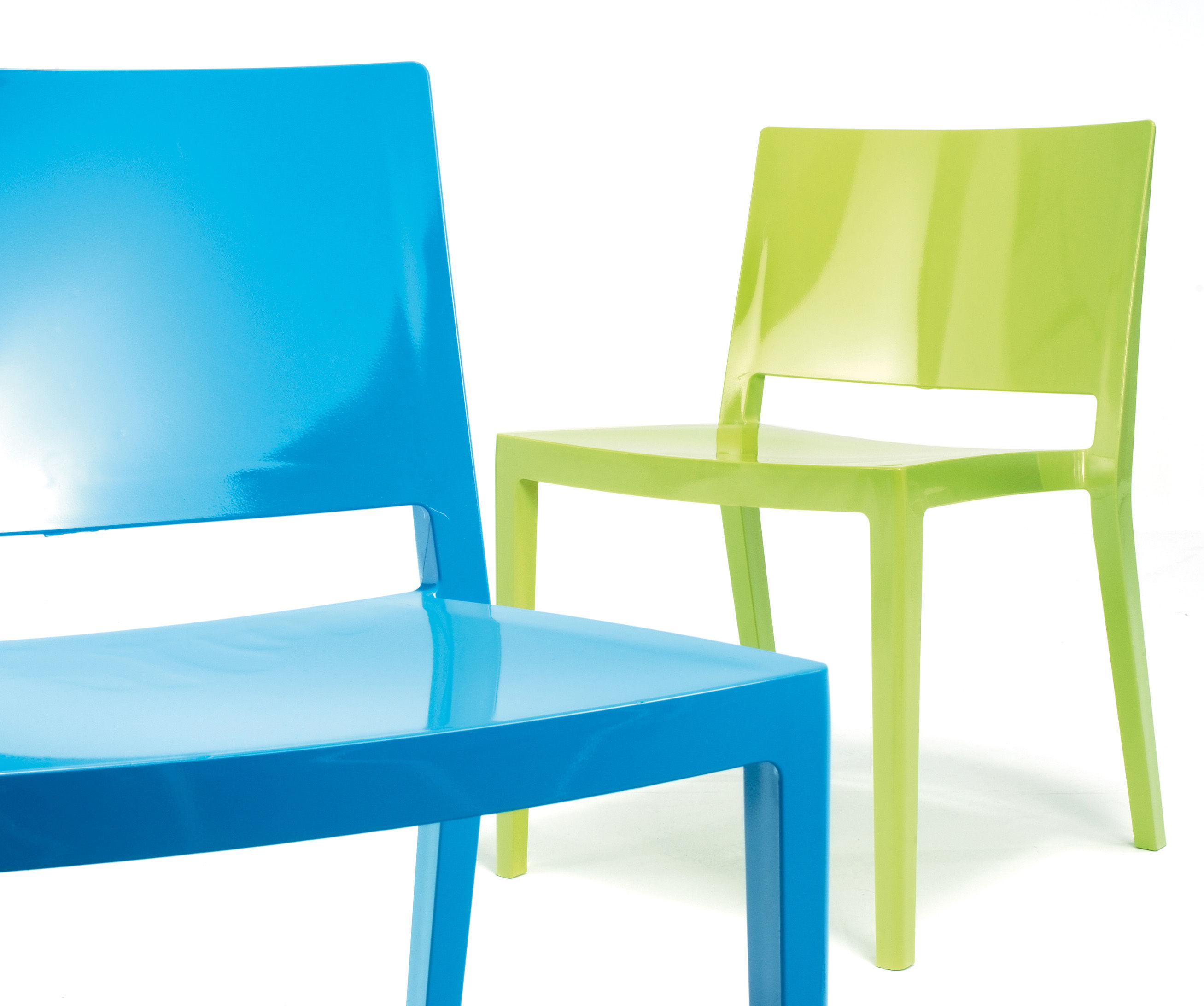 Scopri Sedia Lizz, Bianco brillante di Kartell, Made In Design Italia