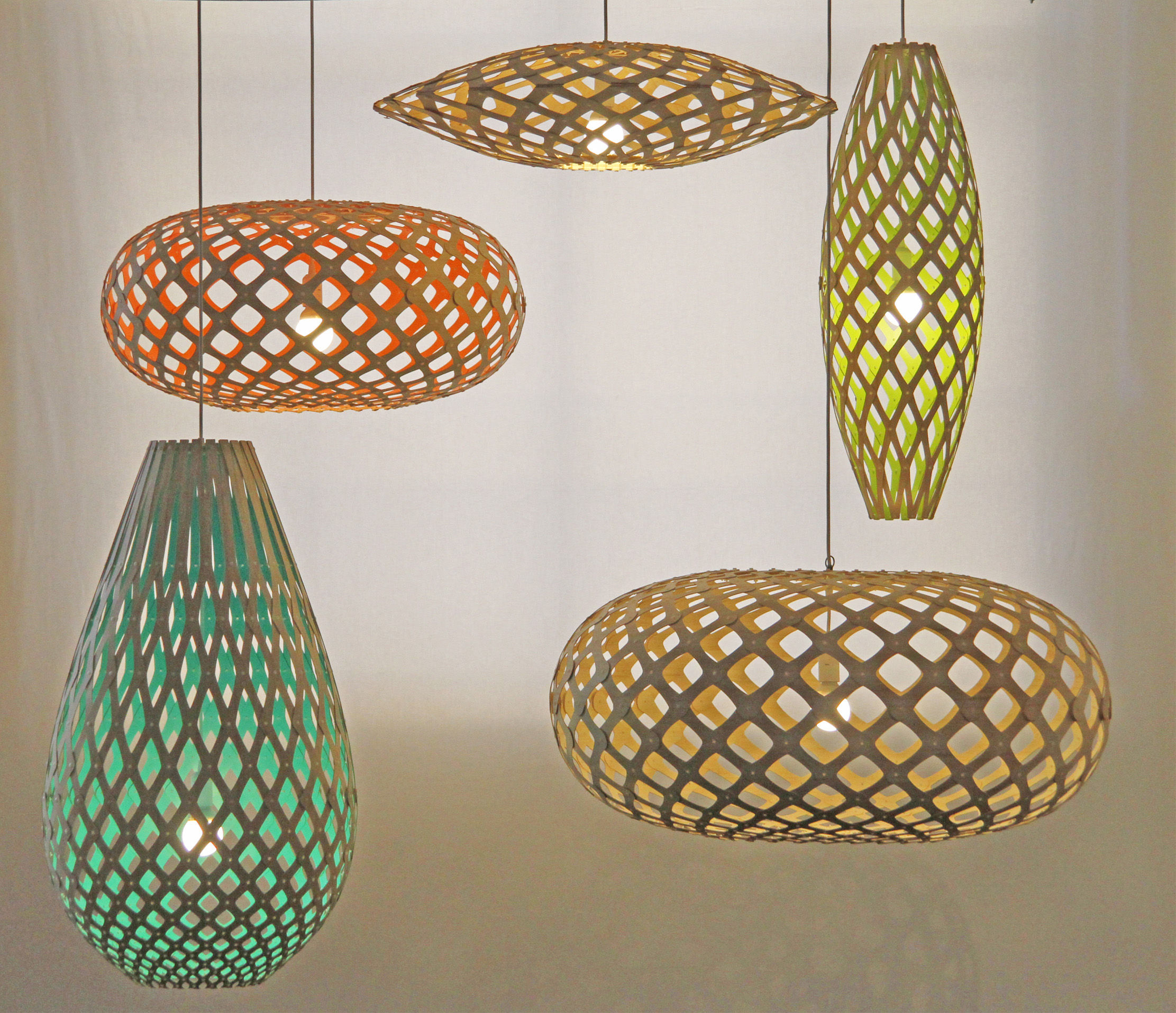 Suspension Hinaki David Trubridge Bois naturel Made In Design