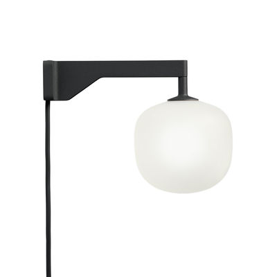 Muuto - Applique avec prise Rime en Verre, Aluminium - Couleur Noir - 12 x 22.89 x 16.2 cm - Designe
