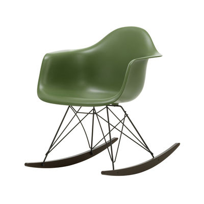 Arredamento - Poltrone design  - Rocking chair RAR - Eames Plastic Armchair - / (1950) - Gambe nere & legno scuro di Vitra - Verde bosco / Nero / Legno scuro - Acciaio laccato epossidico, Acero massiccio, Polipropilene