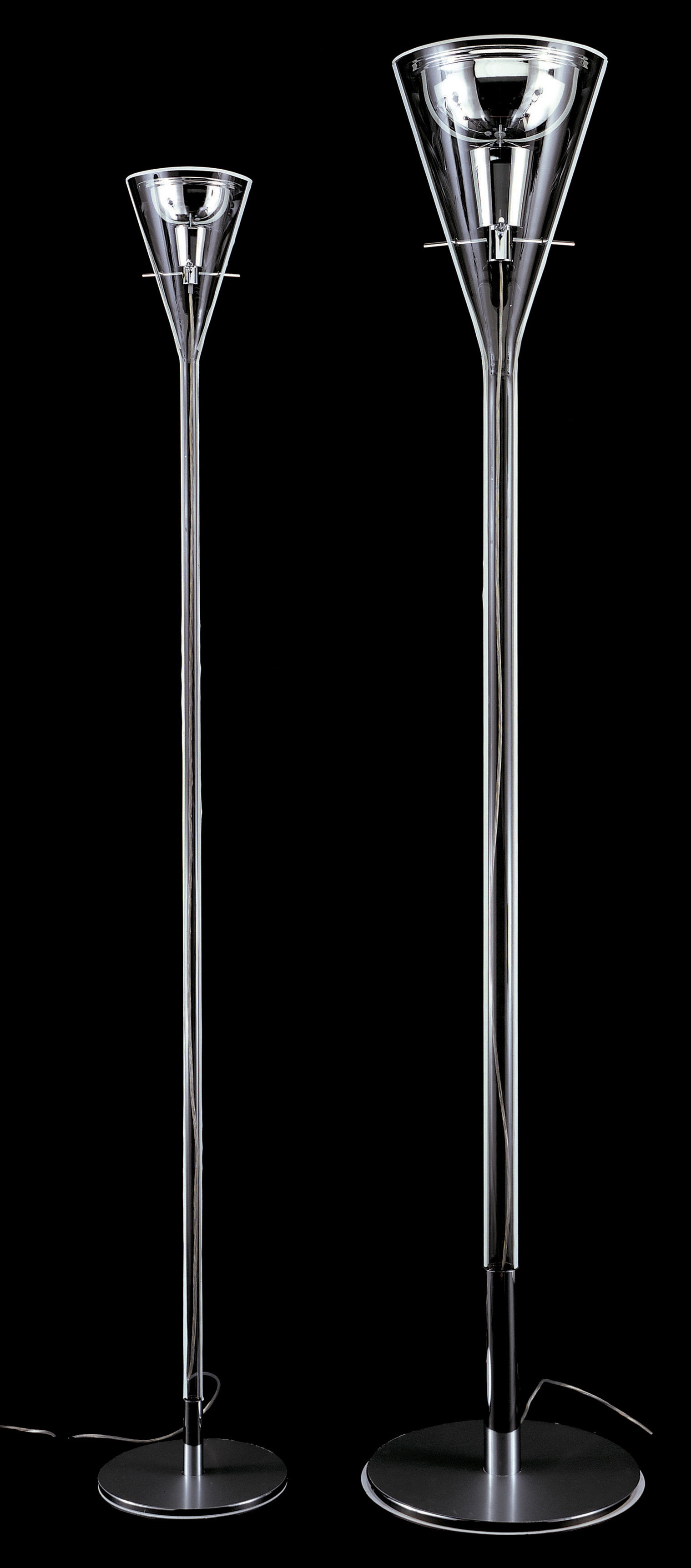 Fontana Arte Flûte Floor lamp Metal Made In Design UK