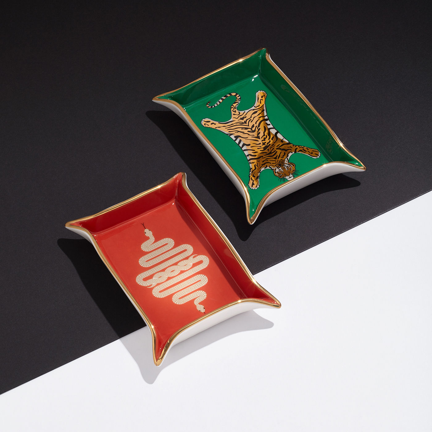 Jonathan Adler 大皿 Bandeja quadrada de porcelana Jonathan Adler Safari, tamanho único