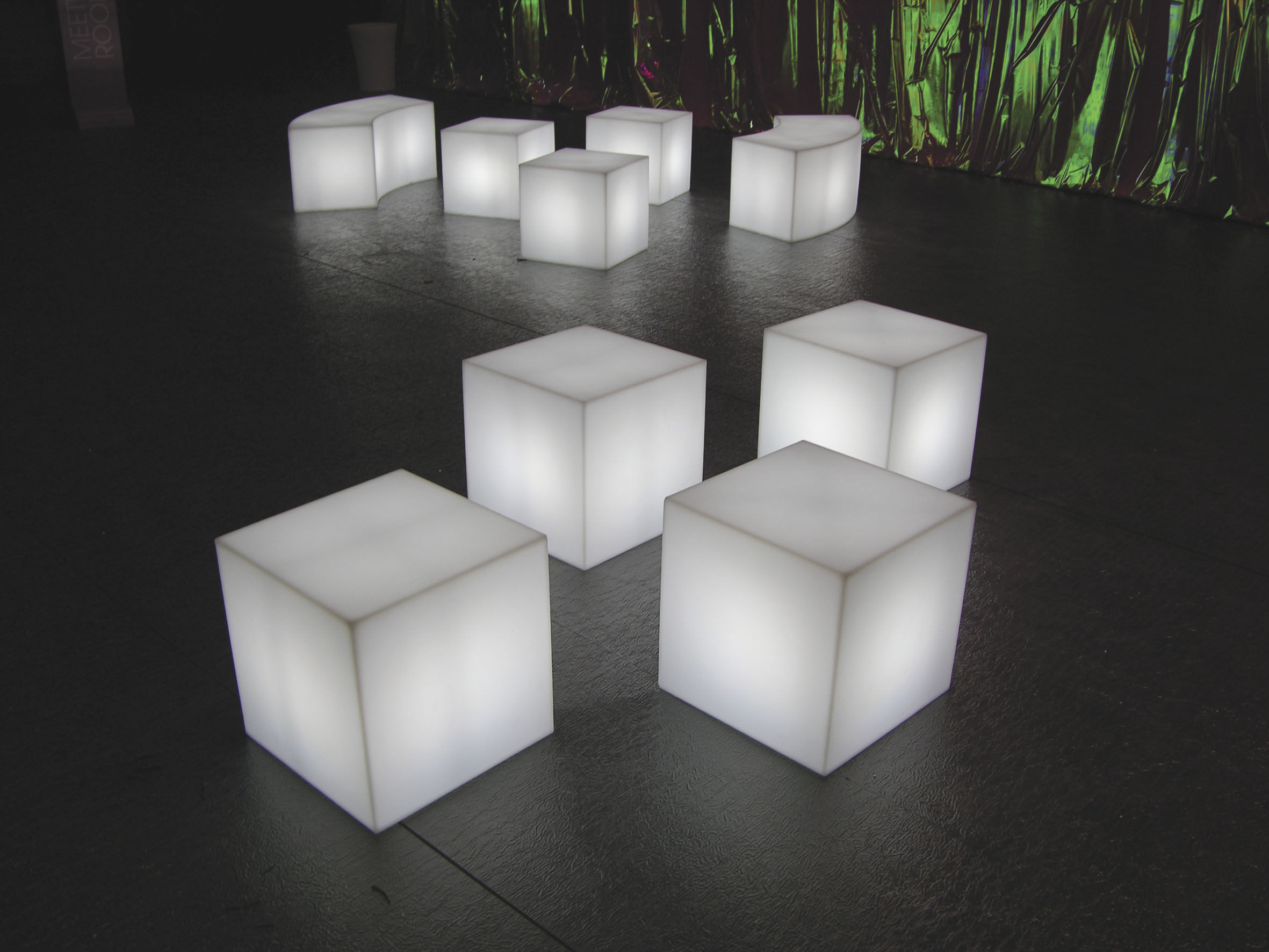 Cube Lumineux 30x30x30 - Mr.Bricolage